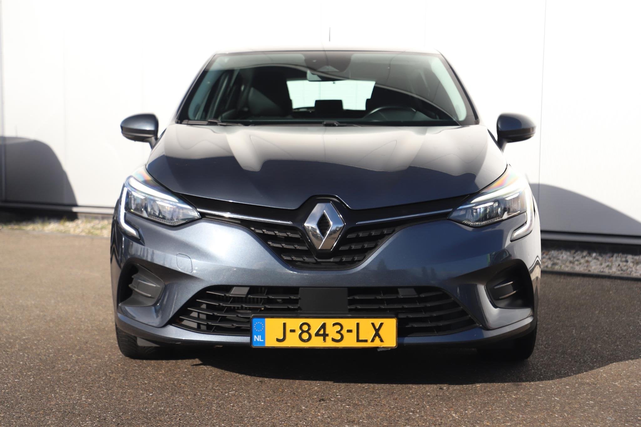 Renault Clio 1.0 TCe Intens Half Leder Navigatie Carplay And, Voorwielaandrijving, 101 pk, Gebruikt, Euro 6