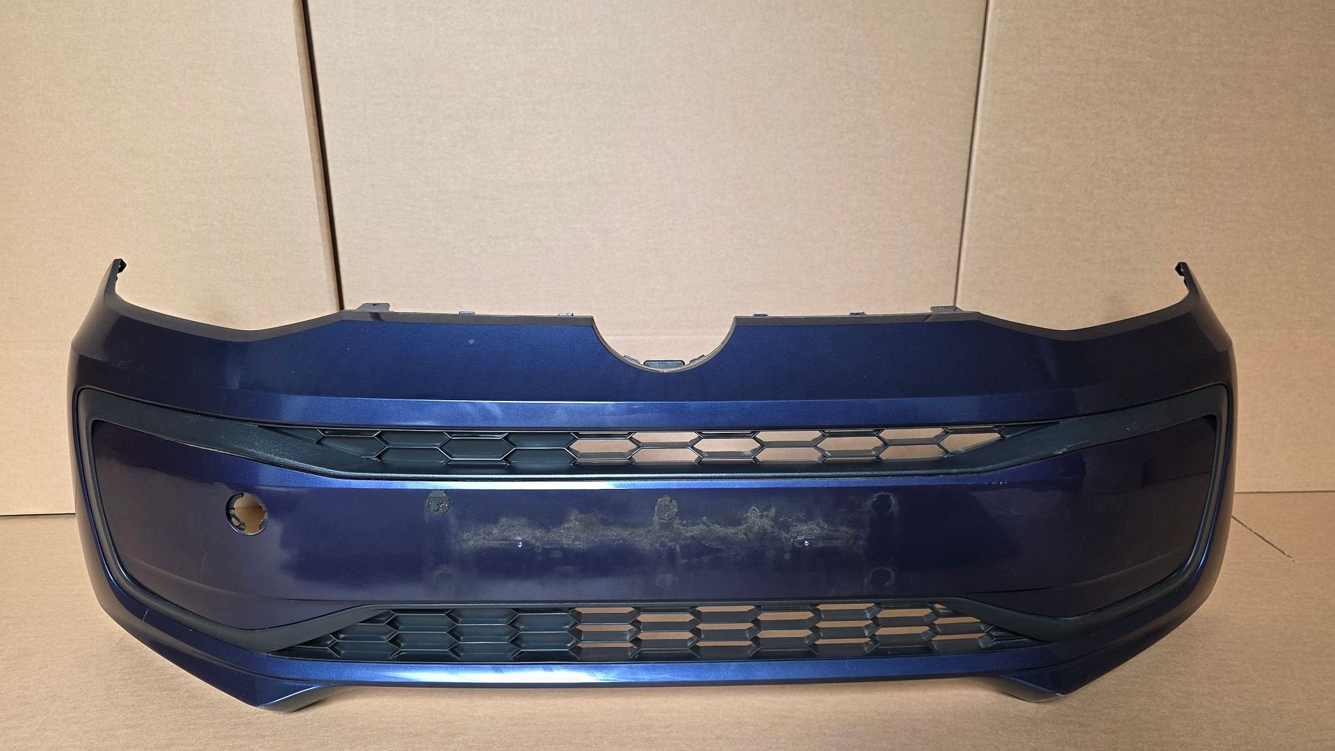 Voorbumper VW UP Facelift Origineel 1S0807221F Origineel, Auto-onderdelen, Gebruikt, -, Voor, Ophalen of Verzenden