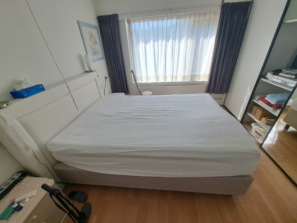 Comfortabel slapen voor scherpe prijs – Boxspring 140x200, Ophalen, Gebruikt, Beige, Tweepersoons