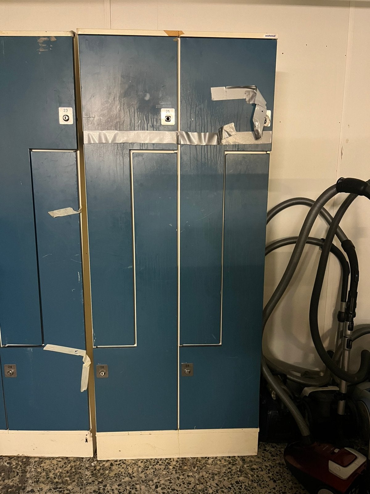 Metalen lockers, Ophalen, Gebruikt