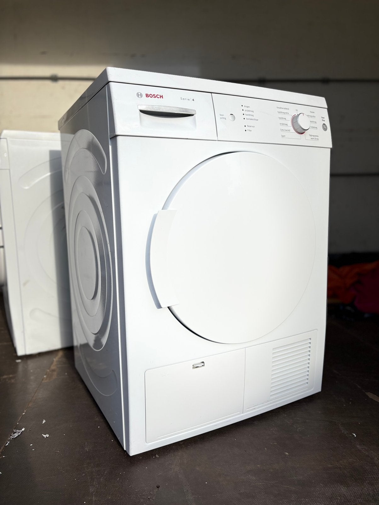In NIEUWSTAAT Bosch serie 4 condensdroger – garantie, Ophalen, Overige typen, 8 tot 10 kg, Zo goed als nieuw