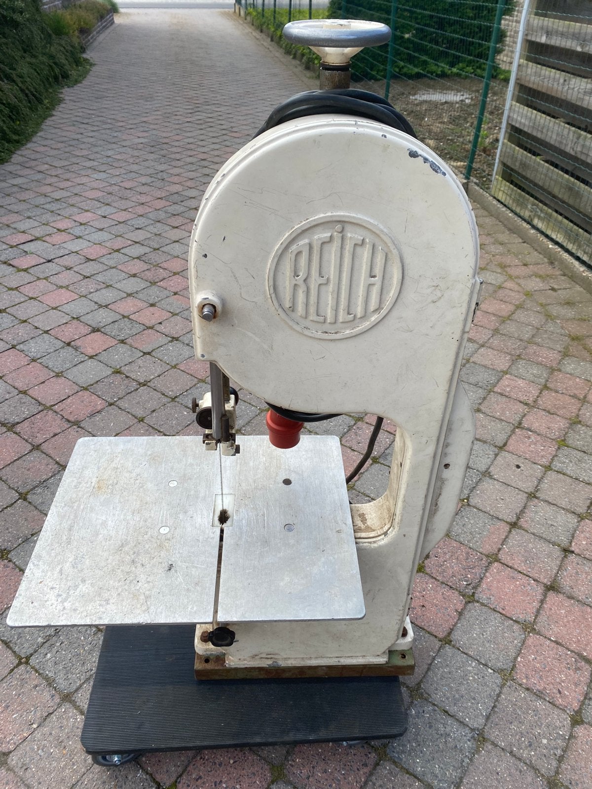Lintzaag, Ophalen, 70 mm of meer, Zo goed als nieuw, Lintzaag