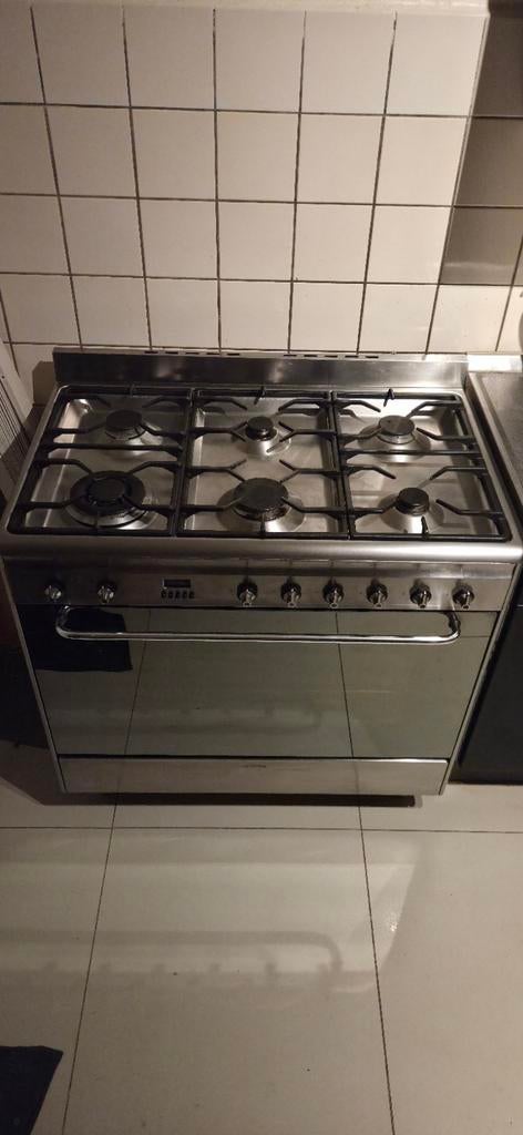 Smeg Fornuis met 6 Gasbranders en Oven, Ophalen, Gebruikt, Hete lucht, 60 cm of meer