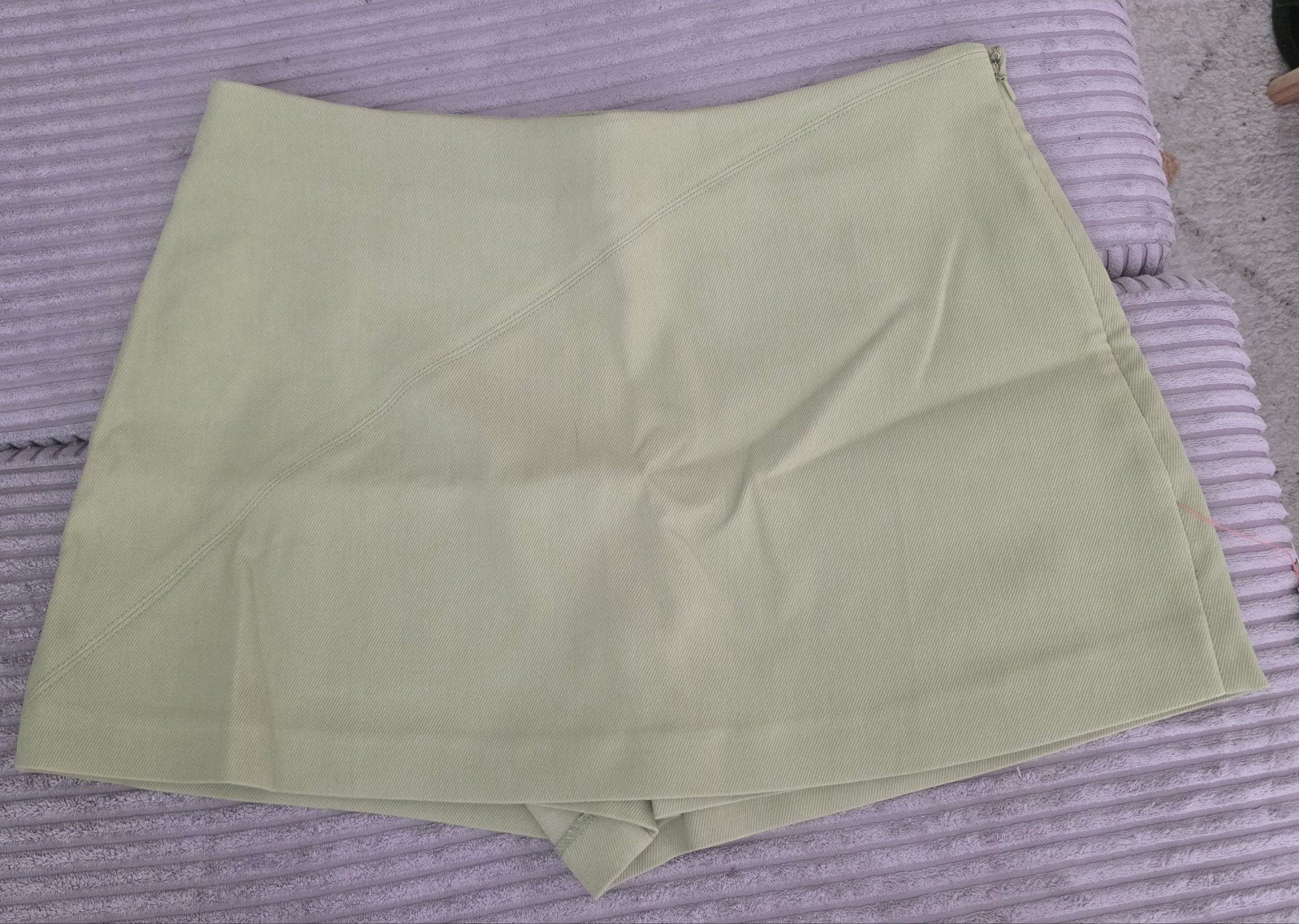 Topshop skort avocado groen – nieuw met labels, Ophalen, Kort, Maat 42/44 (L), Groen