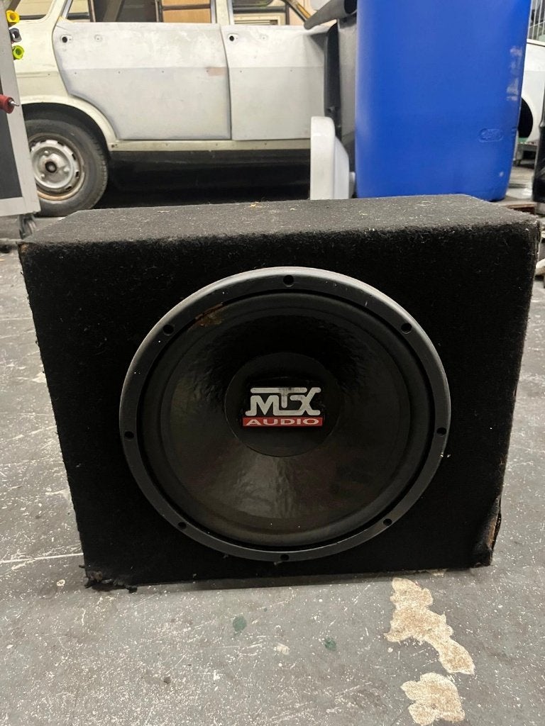MTX Audio Subwoofer in behuizing - Gebruikt, Ophalen, Gebruikt