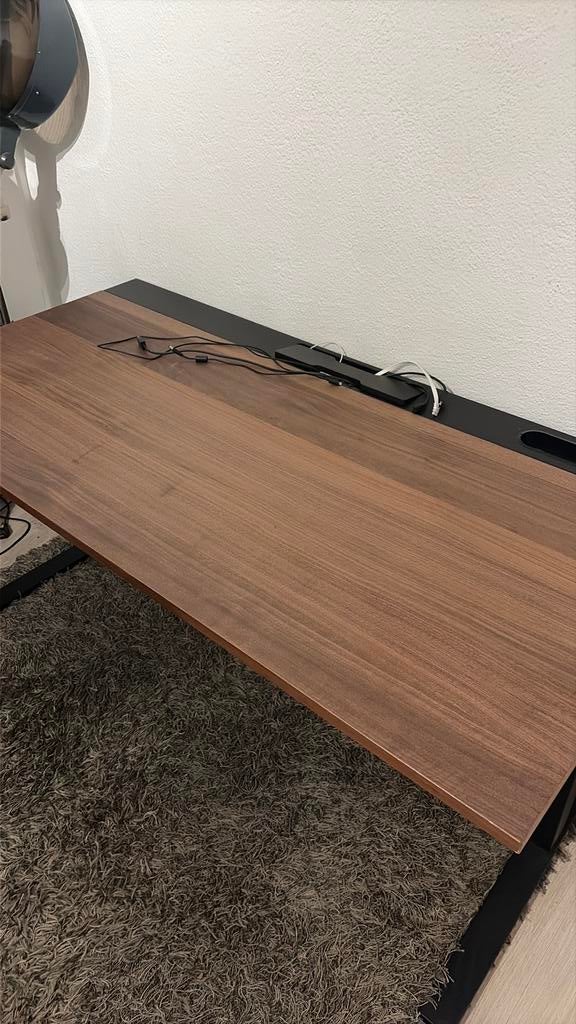 Bureau “MITTZON” Ikea met opbergruimte, Huis en Inrichting, Bureaus, Ophalen, Zo goed als nieuw
