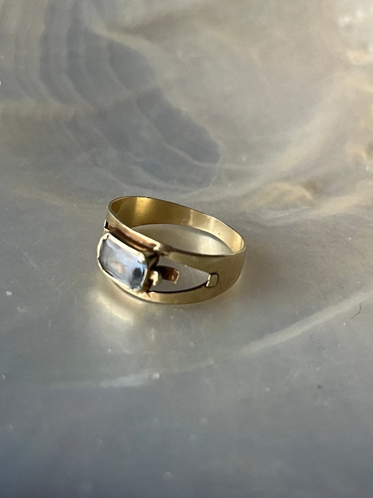 Gouden ring met blauw steentje, Ophalen of Verzenden, Goud, Ring
