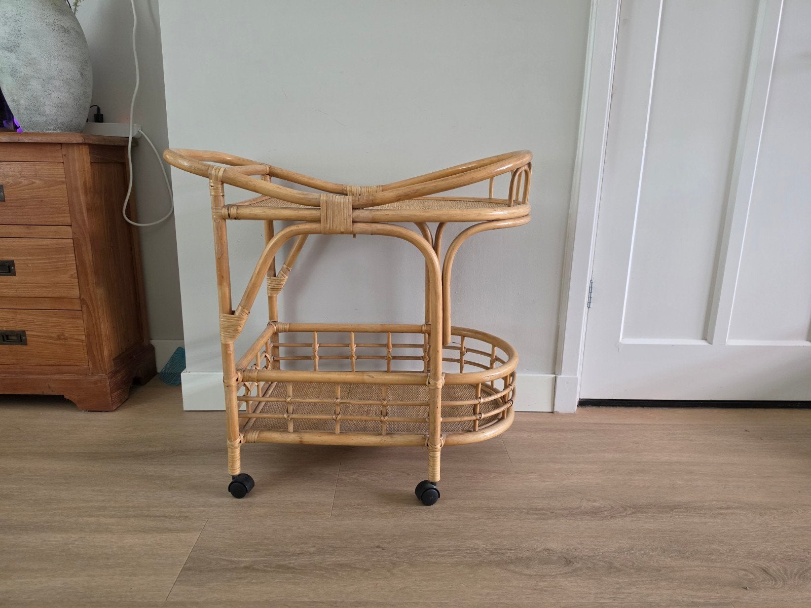 Vintage trolley rotan beige bohemia, Ophalen