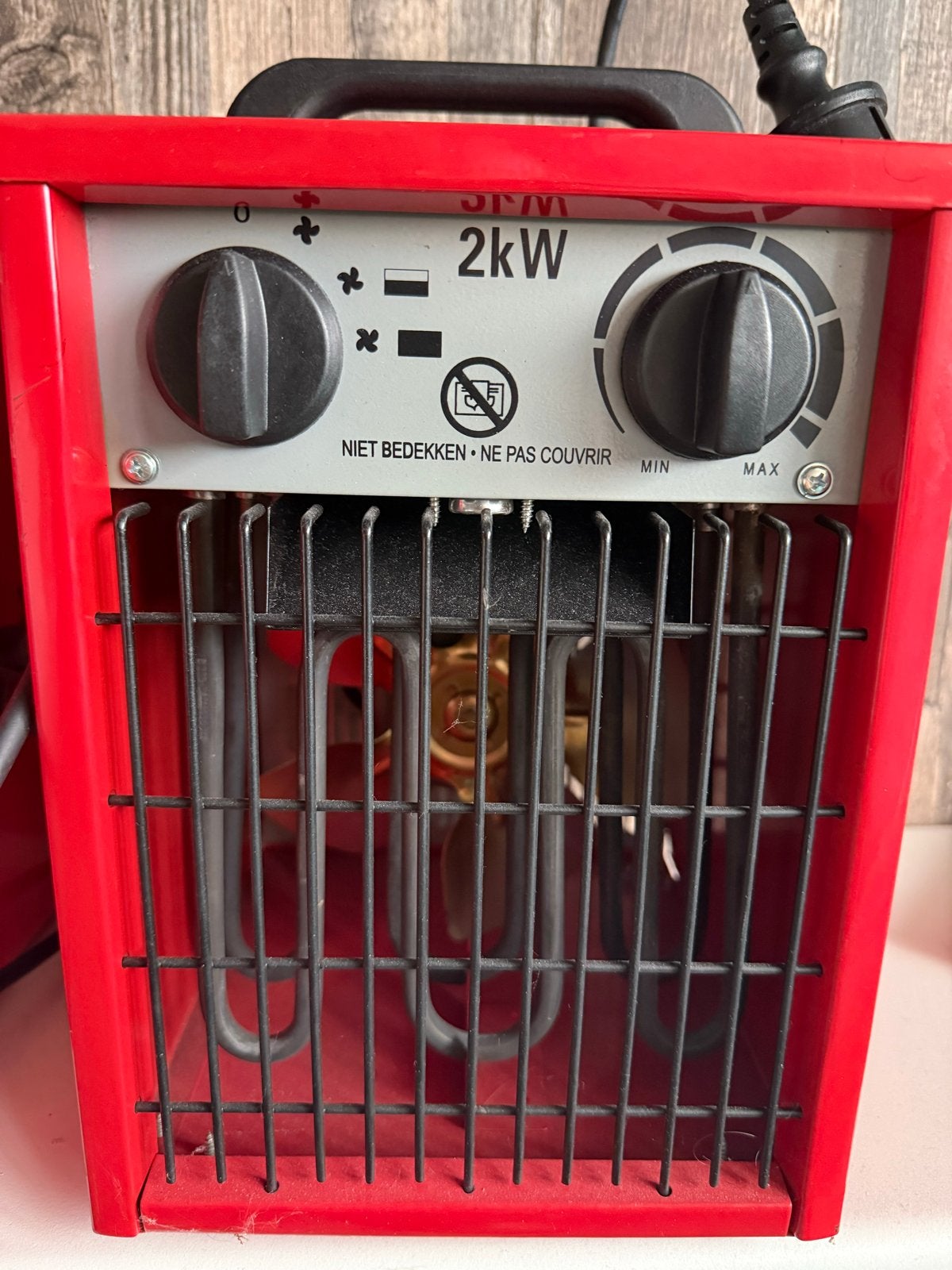 2x Handson 2kW elektrische kachel - Zo goed als nieuw, Ophalen, Minder dan 30 cm, Kachel, Minder dan 60 cm