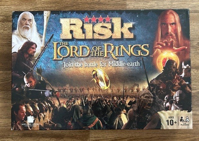 THE LORD OF THE RINGS RISK - ENGELS, Ophalen of Verzenden, Zo goed als nieuw, Drie of vier spelers, Hasbro