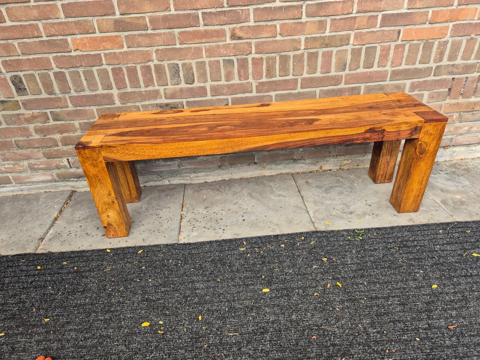 Massief houten bankje - Sheesham hout, Ophalen, Bruin, Modern, Robuust, Landelijk, Zo goed als nieuw