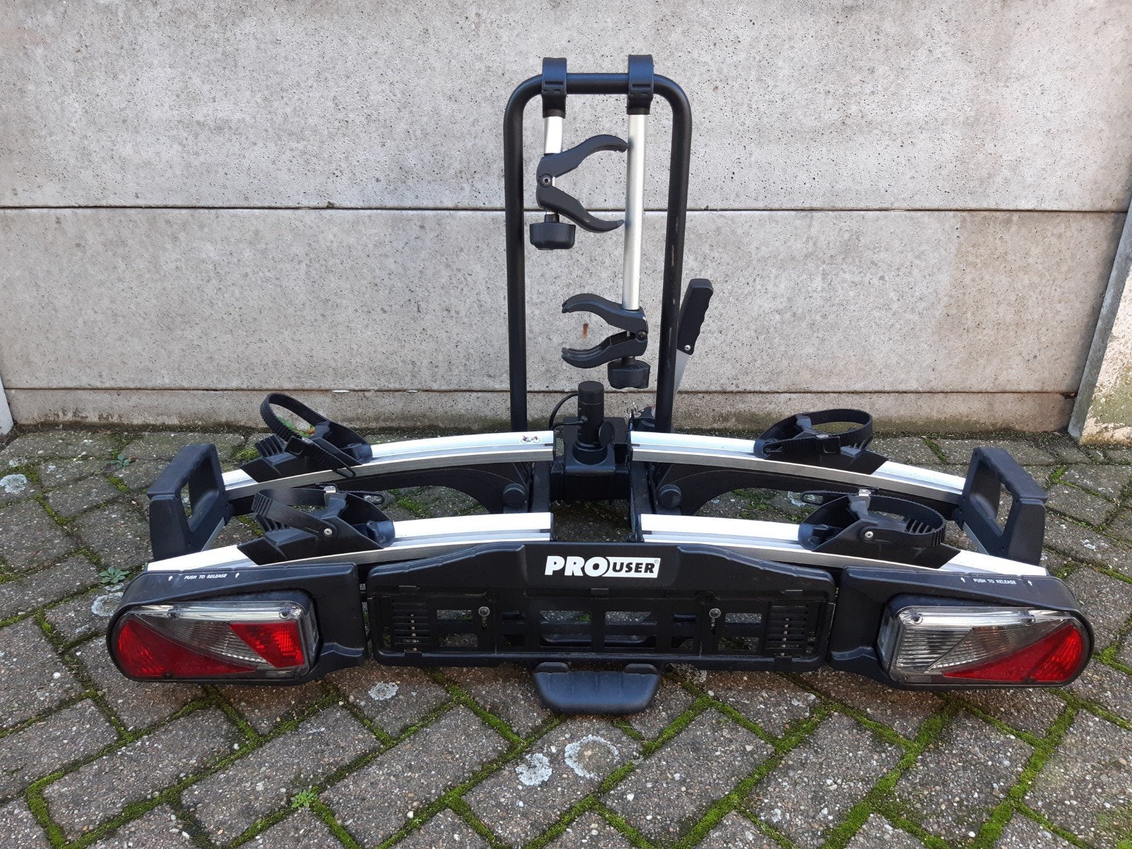 fietsendrager PRO-USER DIAMANT SG2 voor elektrische fietsen, Ophalen, Zo goed als nieuw, Brede banden, 2 fietsen
