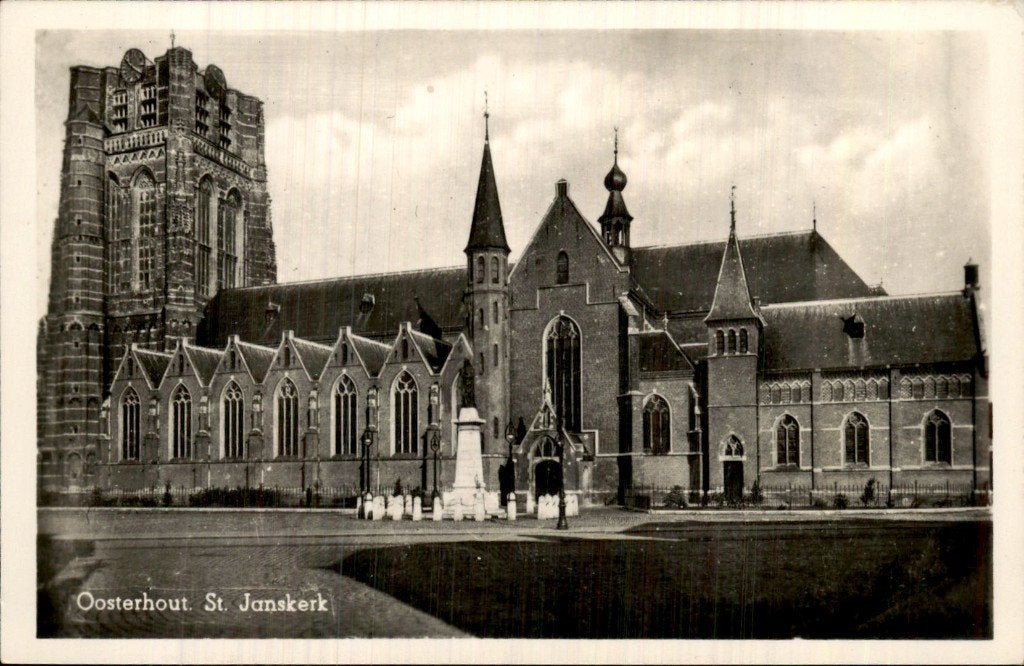 Oosterhout - St. Janskerk - Voorgevel, Ophalen of Verzenden, 1940 tot 1960, Gelopen, Noord-Brabant