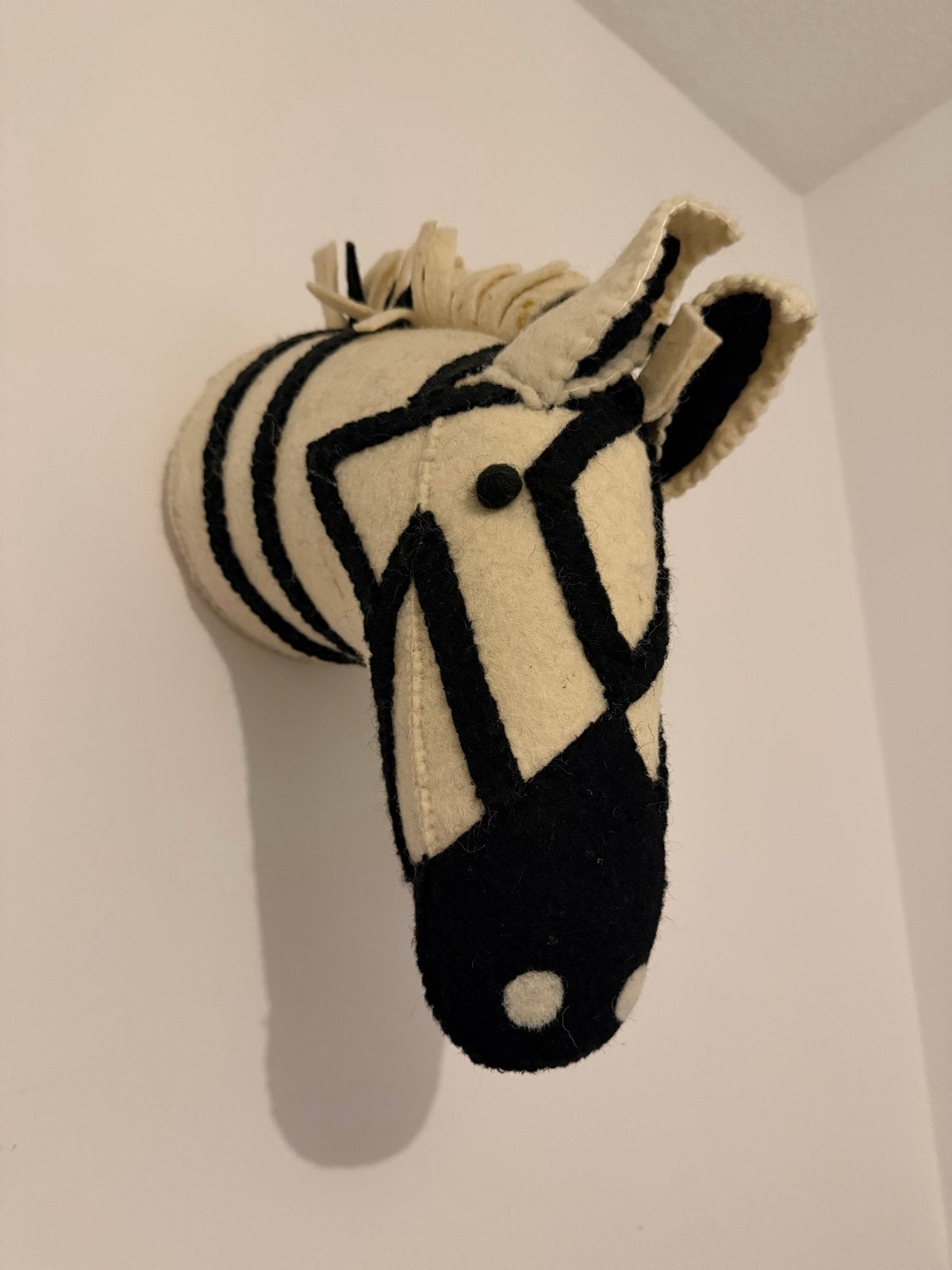 Muurdecoratie zebra kop van wol en vilt, Overige merken, Zwart, Handgemaakt, Ophalen of Verzenden