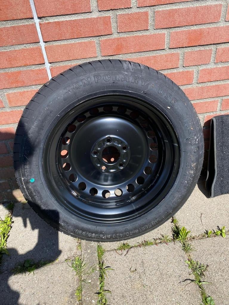 Reserve auto band goodyear stepne
T125/85/R16, Auto diversen, Aanhangwagen-onderdelen, Ophalen of Verzenden