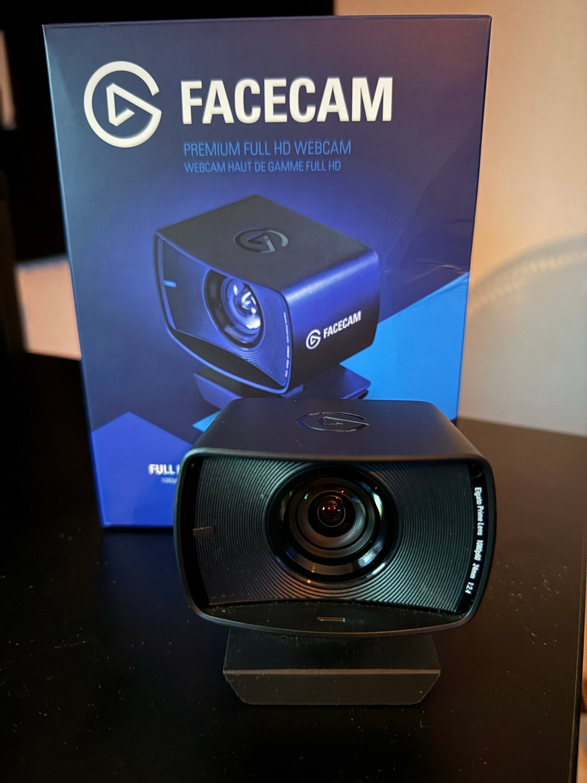 Elgato Facecam 1080p60 Webcam met kabel en doos, Computers en Software, Monitorclip, Ophalen of Verzenden, Bedraad, MacOS
