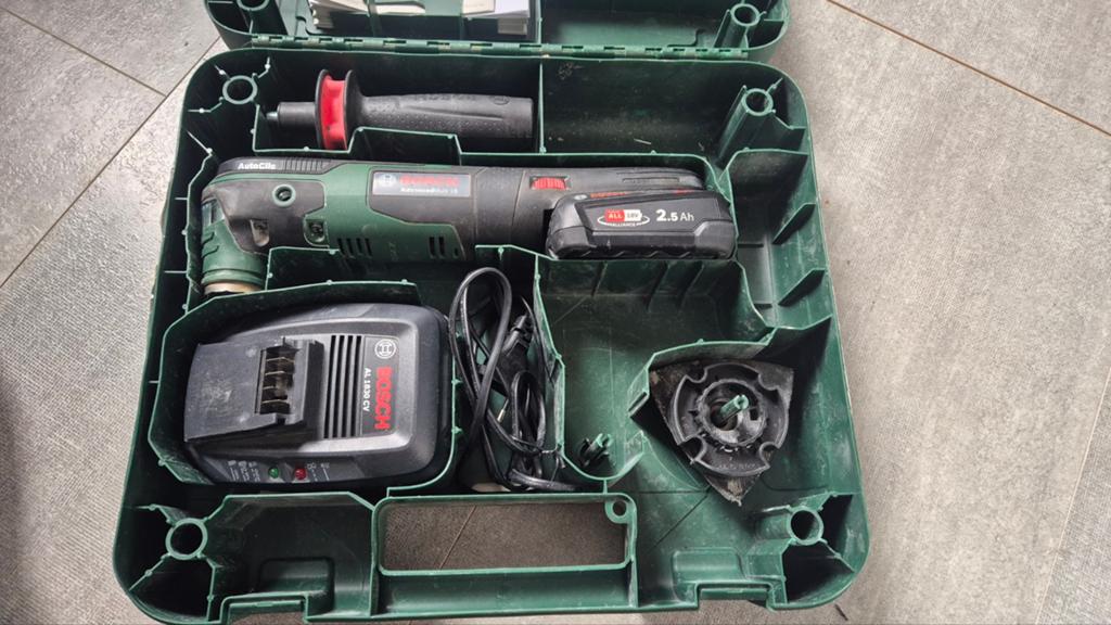 Bosch AdvancedMulti 18 Multitool met Accu en Lader, Ophalen, Gebruikt