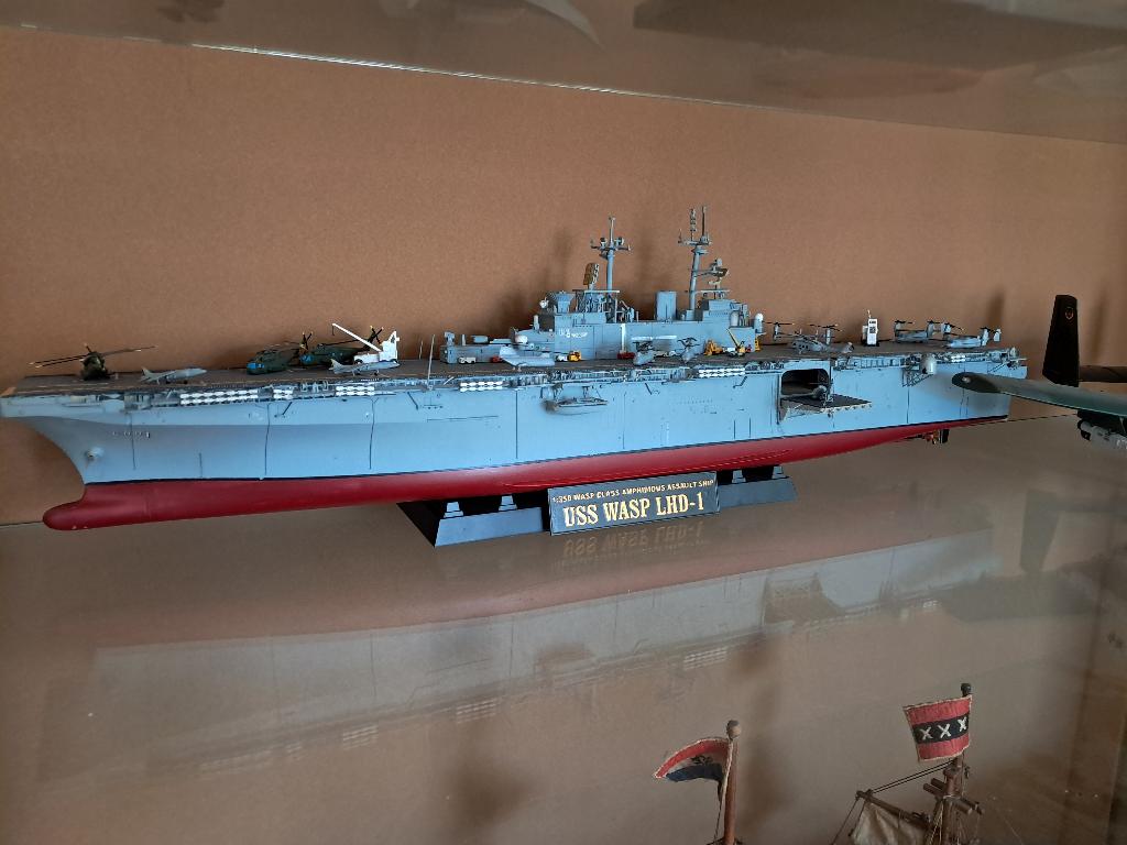 USS WASP LHD-1 (1/350), Ophalen, Gebruikt, 1:200 of kleiner, Overige merken