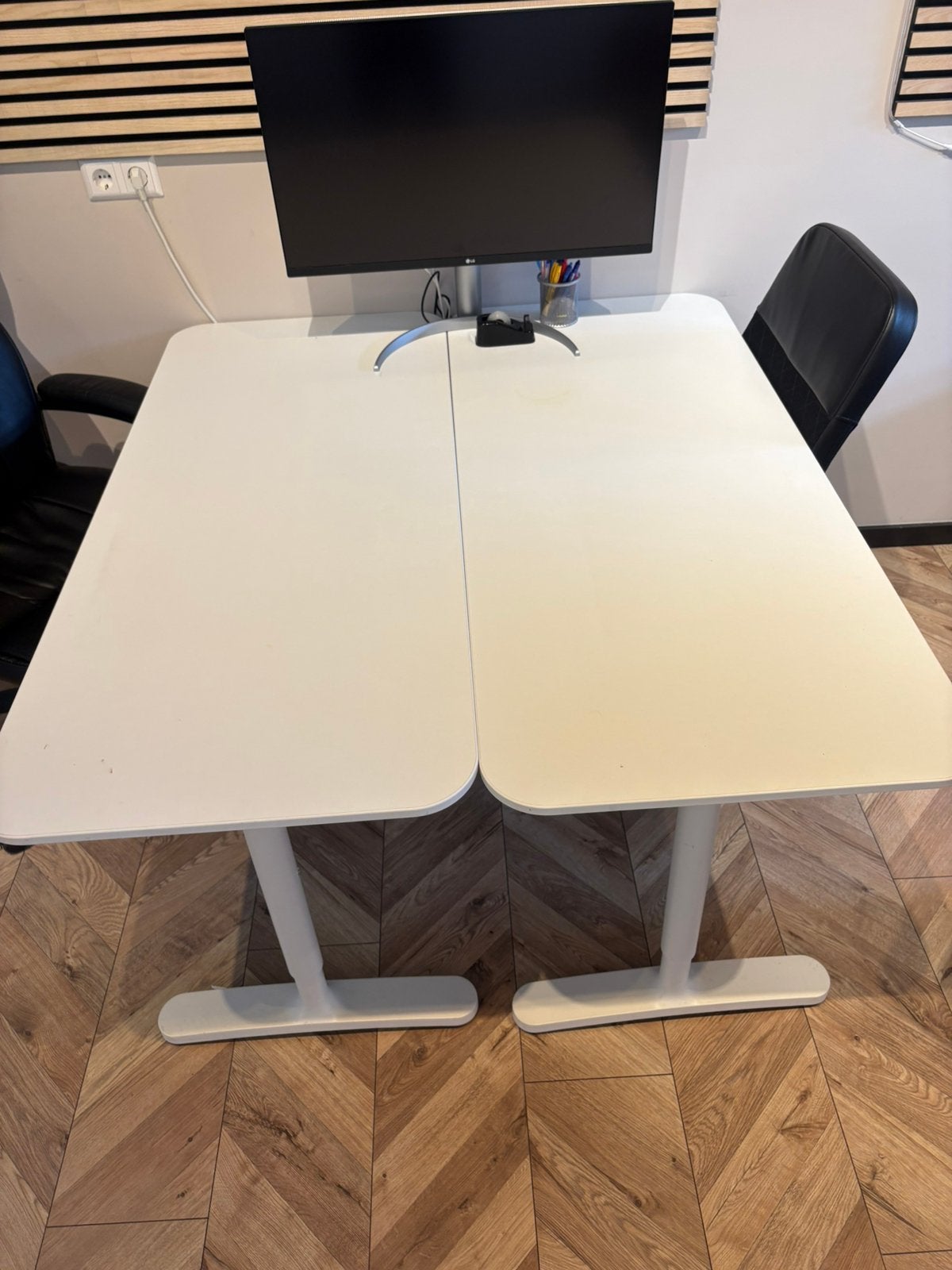 Kantoor tafel l/bureau verstelbaar hoogte, Ophalen, Zo goed als nieuw