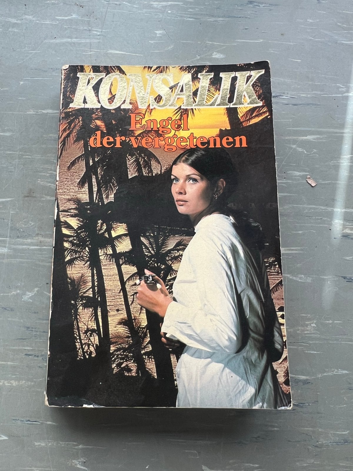 Konsalik - Engel der Vergessenen (Duits), Boeken, Ophalen of Verzenden, Gelezen, Europa overig