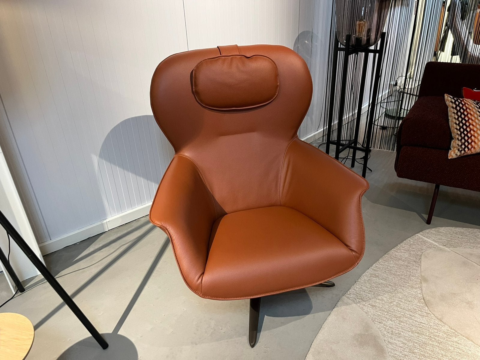 Pode fauteuil Flare, Huis en Inrichting, Ophalen, Nieuw, Leer, 75 tot 100 cm