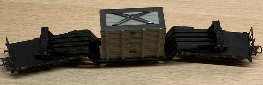 Märklin DB dieplader met afneembare overzeekist, Wisselstroom, Ophalen of Verzenden, Märklin, Nieuw