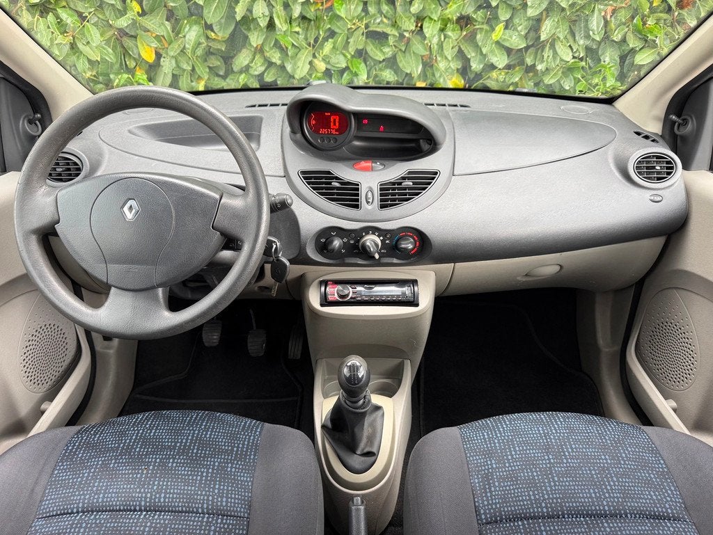 Renault Twingo 1.2 Authentique |NWE APK|AIRCO|ELEKTR PAKKET, Voorwielaandrijving, Gebruikt, 4 cilinders, 4 stoelen