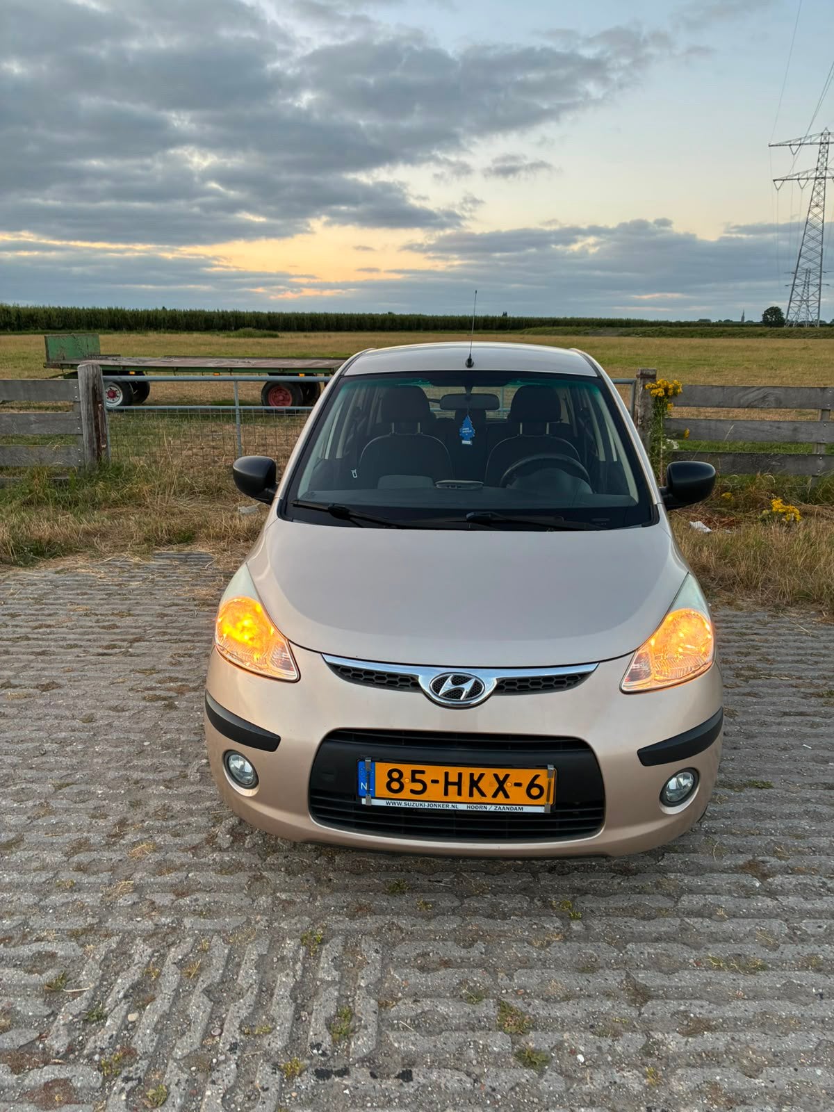 Hyundai i10