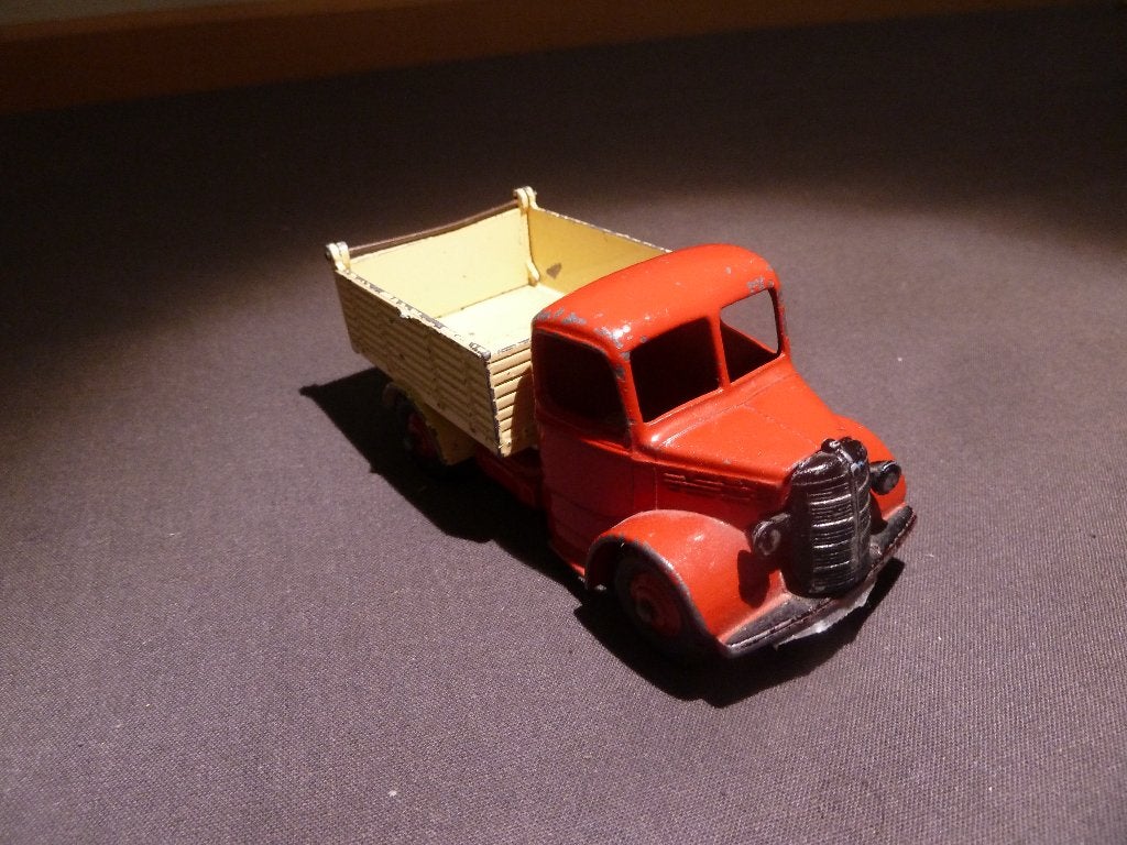 DINKY TOYS:  BEDFORD TIPPER   nr.410, Ophalen of Verzenden, Gebruikt, Auto, Dinky Toys