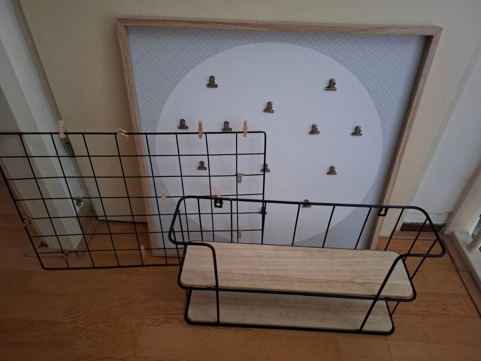 Wandplankje, schilderijlijst en fotorekje, Huis en Inrichting, Ophalen