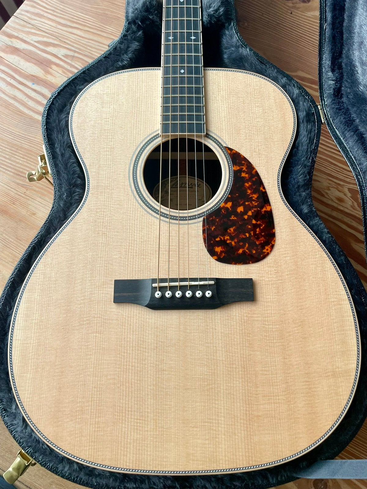 Larrivée OM-40R, Ophalen of Verzenden, Zo goed als nieuw, Western- of Steelstringgitaar