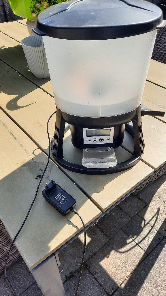 Voederautomaat, Ophalen, Zo goed als nieuw, Overige typen