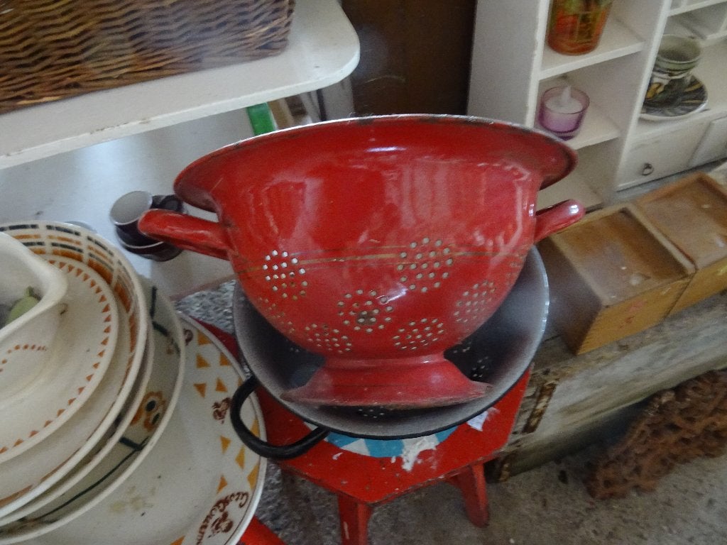 allerlei emaille, Ophalen
