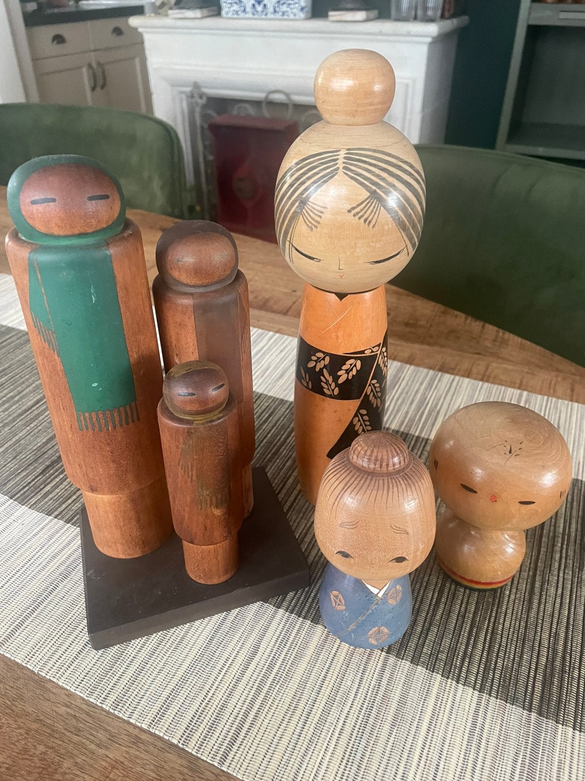 Groepje kokeshi, Hout, Ophalen of Verzenden, Japan, Gesigneerd