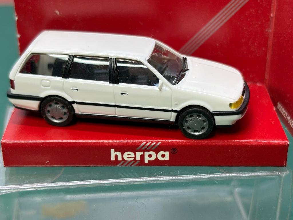 Herpa VW Passat IMG7160/1, Ophalen of Verzenden, Auto, Herpa