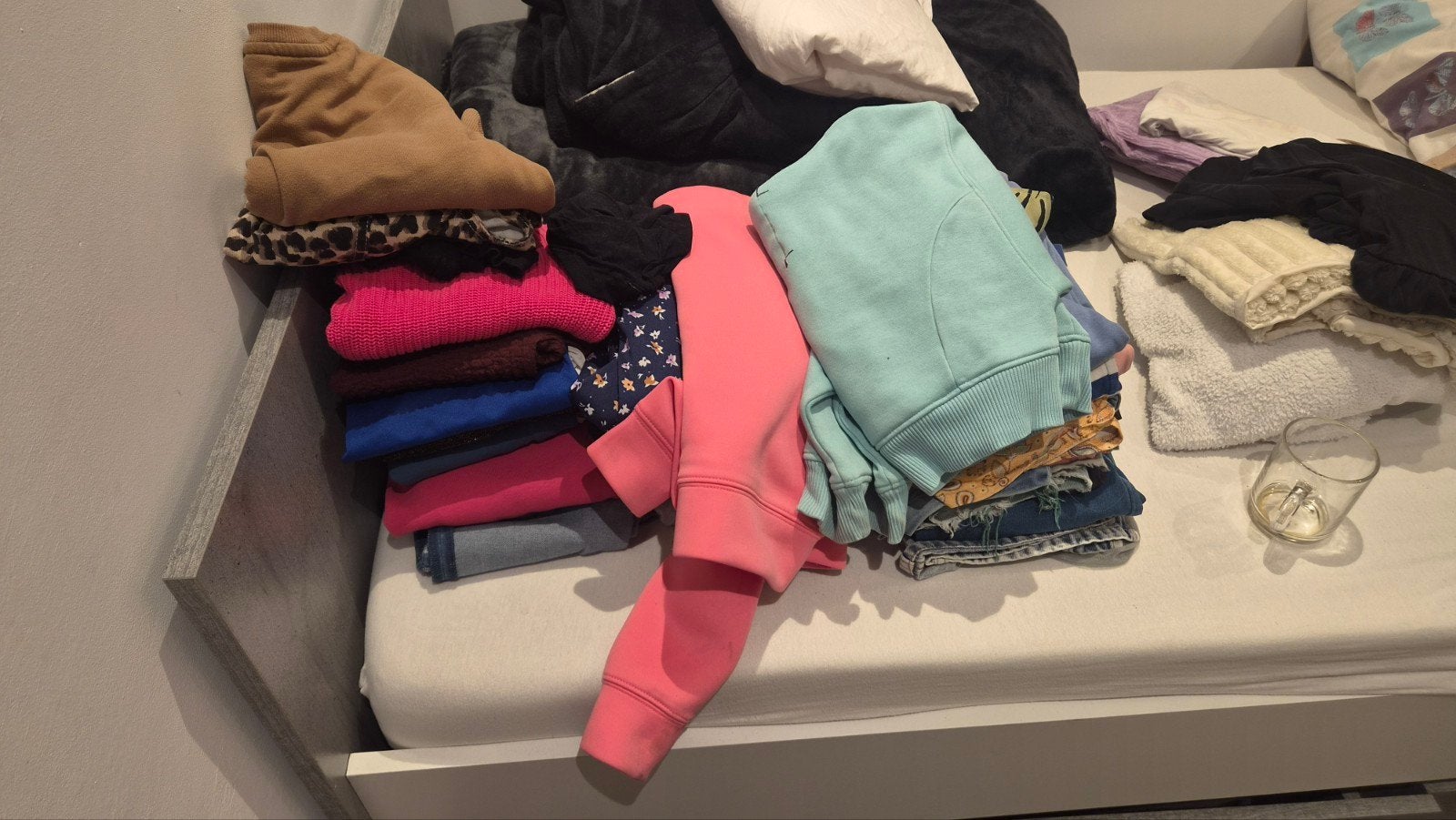 Kledingbundel: diverse maten, meeste 122/128, Kinderen en Baby's, Kinderkleding | Maat 122, Ophalen, Gebruikt, Meisje, Trui of Vest