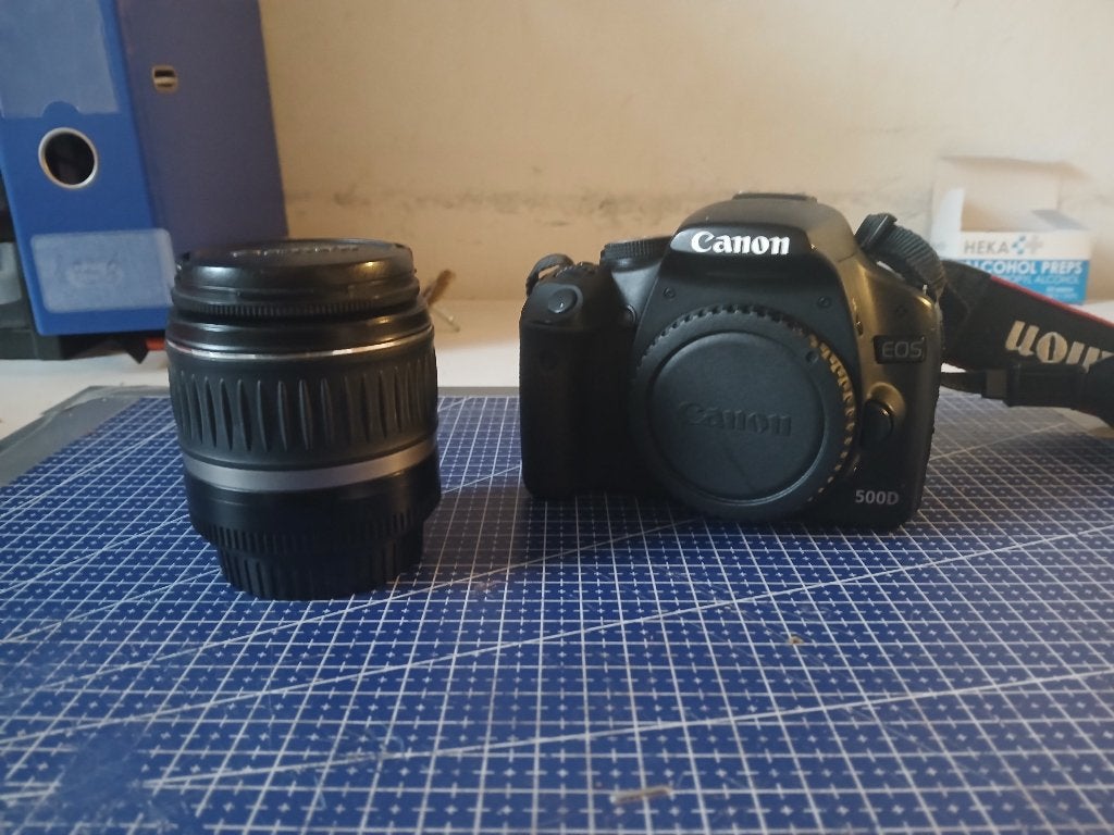 Canon EOS 500D met kitlens, Ingebouwde flitser, Gebruikt, Spiegelreflex, Canon