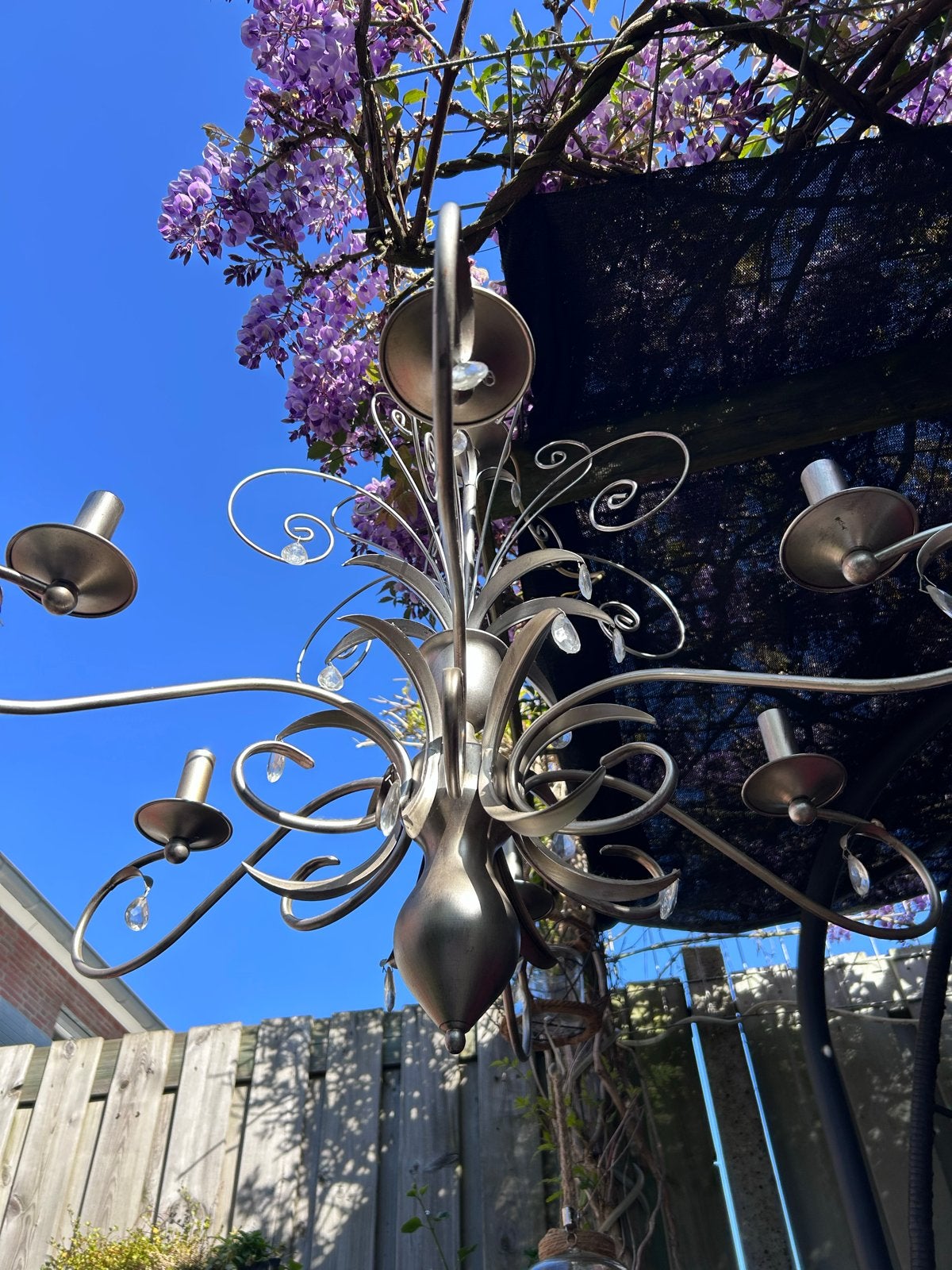 Twee metalen kroonluchter met kristallen hang en plafond, Ophalen, Gebruikt, Metaal
