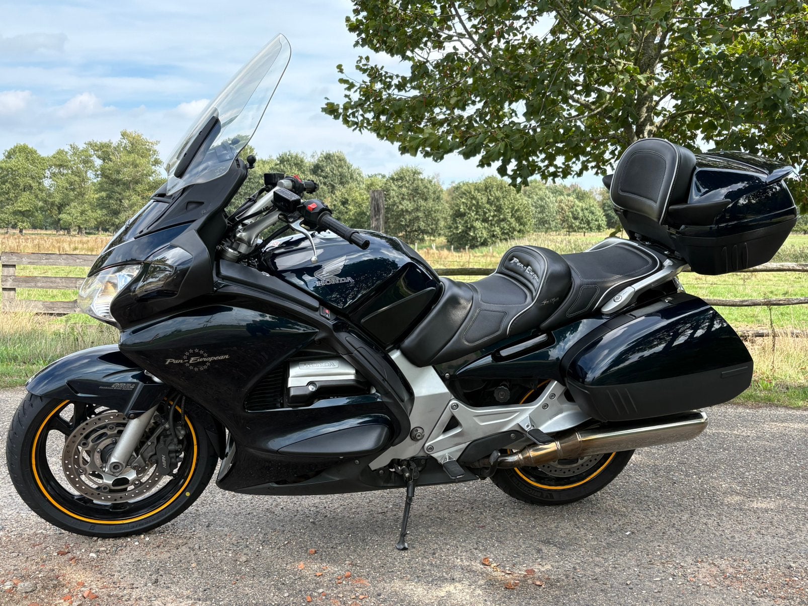 Honda st1300 pan european-Deluxe 2002, 4 cilinders, Gebruikt, Particulier, ABS