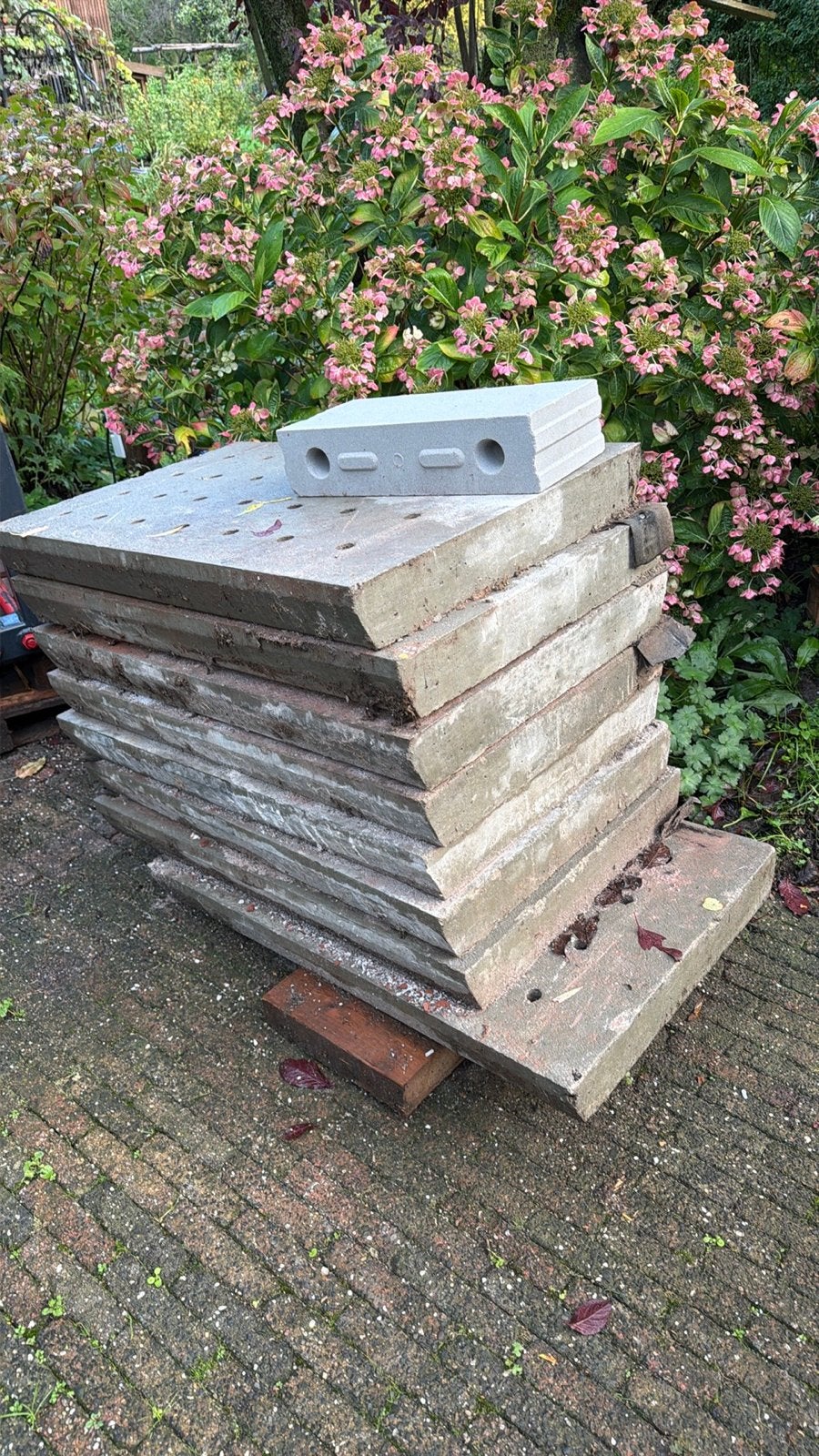 Gebruikte betonnen roosters 50x100 cm