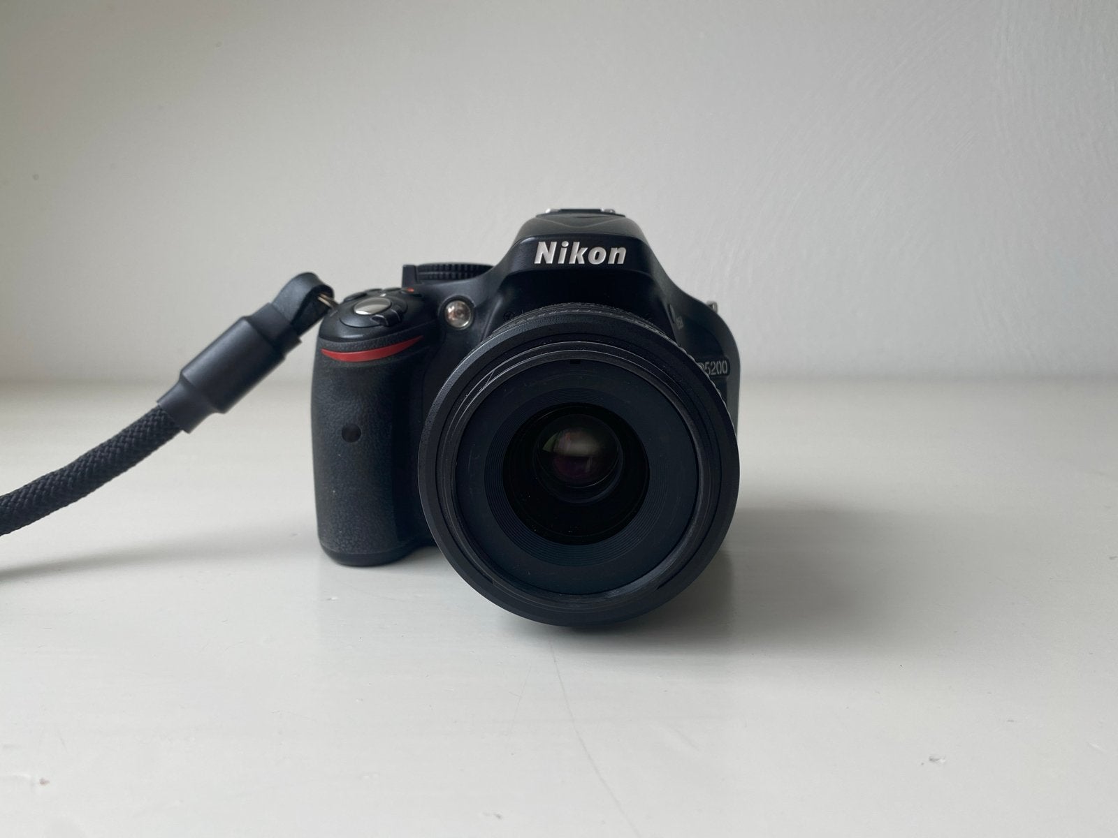 Nikon D5200 spiegelreflexcamera met 35mm lens, Ingebouwde flitser, Gebruikt, Spiegelreflex, Ophalen of Verzenden