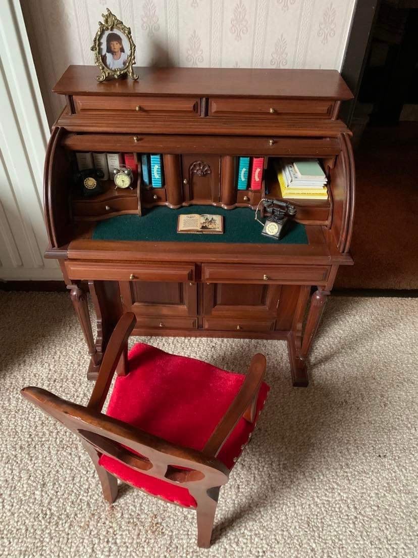Mooie secretaire bureau met rolluik - H58xB50xD29 cm, Ophalen, Gebruikt, Pop