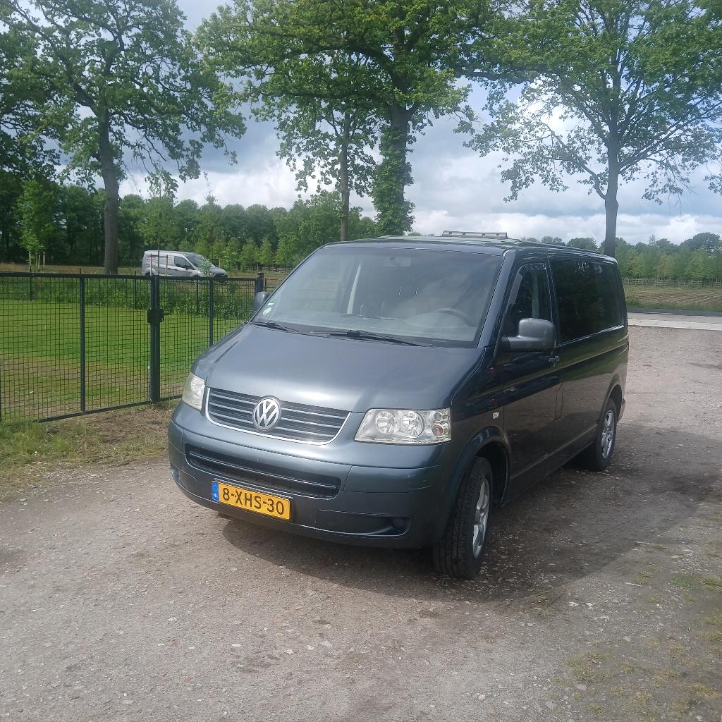 Volkswagen T5 tdi zelfbouw camper, Voorwielaandrijving, Overige carrosserieën, Origineel Nederlands, Overige kleuren