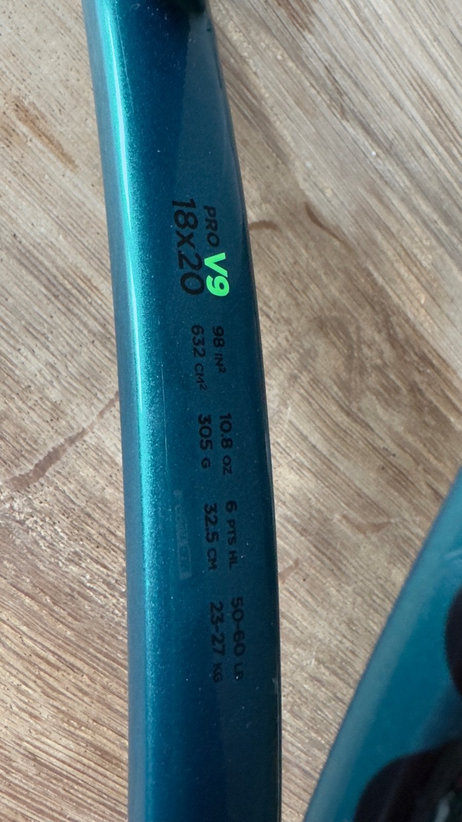Foto 4 van 2x Wilson Blade Pro V9 Tennisrackets - Zo goed als nieuw
