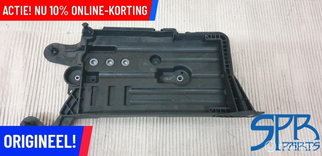 VAG GOLF 7 Accubak ACCU HOUDER CONSOLE BAK STEUN 5Q0915321H, Auto-onderdelen, Volkswagen, Nieuw, Volkswagen