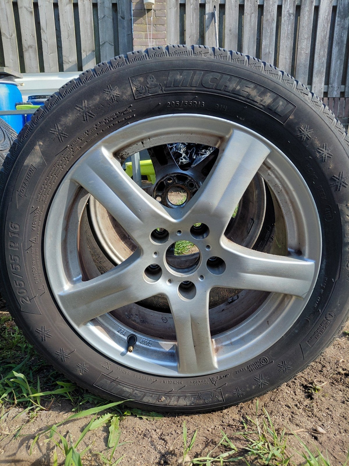 4x Winterbanden op velg 205/55 R16 91H - 5x108, Auto-onderdelen, Banden en Velgen, Ophalen, Gebruikt, 16 inch, Banden en Velgen