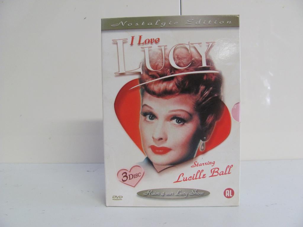 nostalgie edition:i love Lucy ,starring lucille ball 3discs, Alle leeftijden, Ophalen of Verzenden, Zo goed als nieuw, Komedie