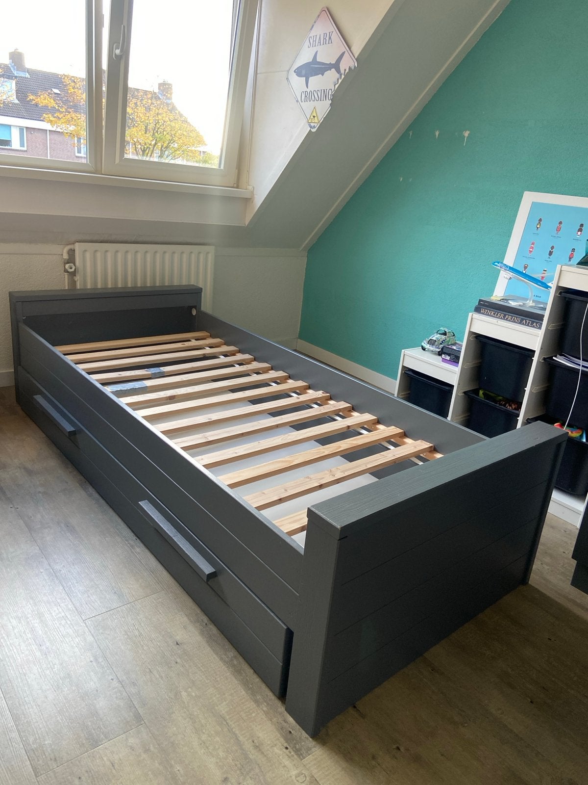 Woood Dennis  bed met lade- Grijs eenpersoonsbed, Gebruikt, 90 cm, Eenpersoons, Ophalen of Verzenden