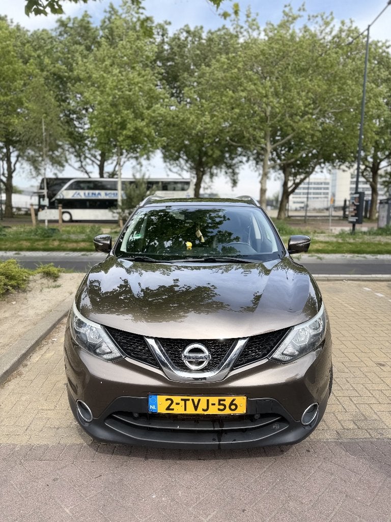 Nissan Qashqai 1.6 DCI 96KW  2014 Bruin Full Option Tekna, Euro 5, 1380 kg, Zwart, 4 cilinders