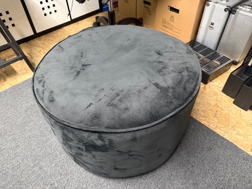 WOOOD Sara Poef laag Velvet donkerblauw 36xø60, Ophalen, Gebruikt, Stof, 50 tot 75 cm
